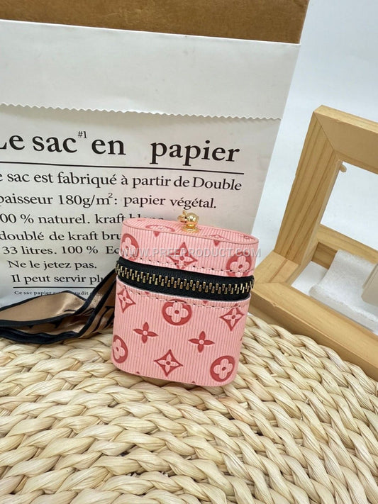 Fresh Sweet PU Mini Keychain Wallet with Pocket