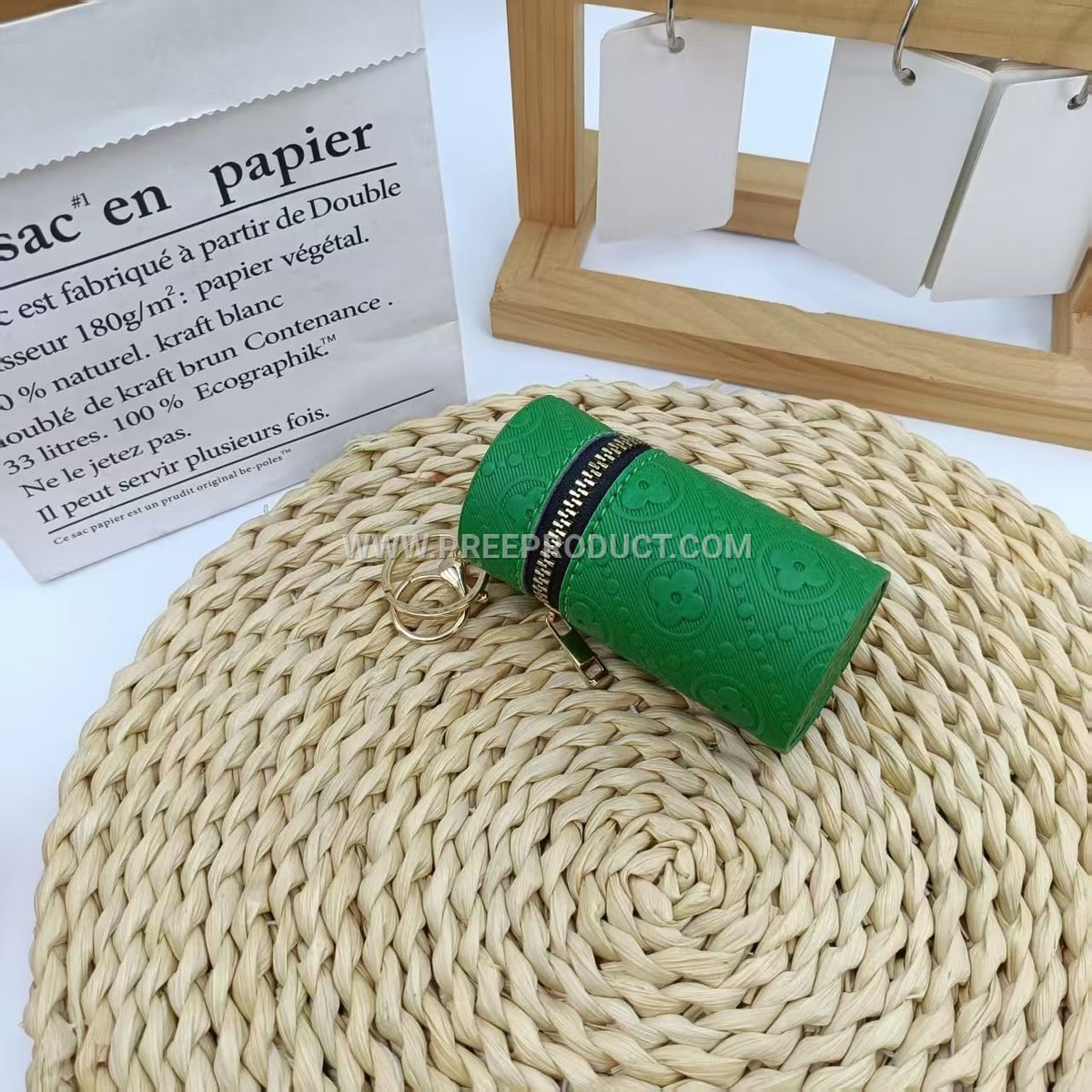 Checkered PU Mini Wallet With Earphone Pocket And Car Keychain