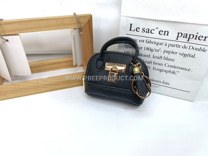 Dopamine-Inspired Shell PU Casual Handbag With Solid Color And Simple Hanging Charm