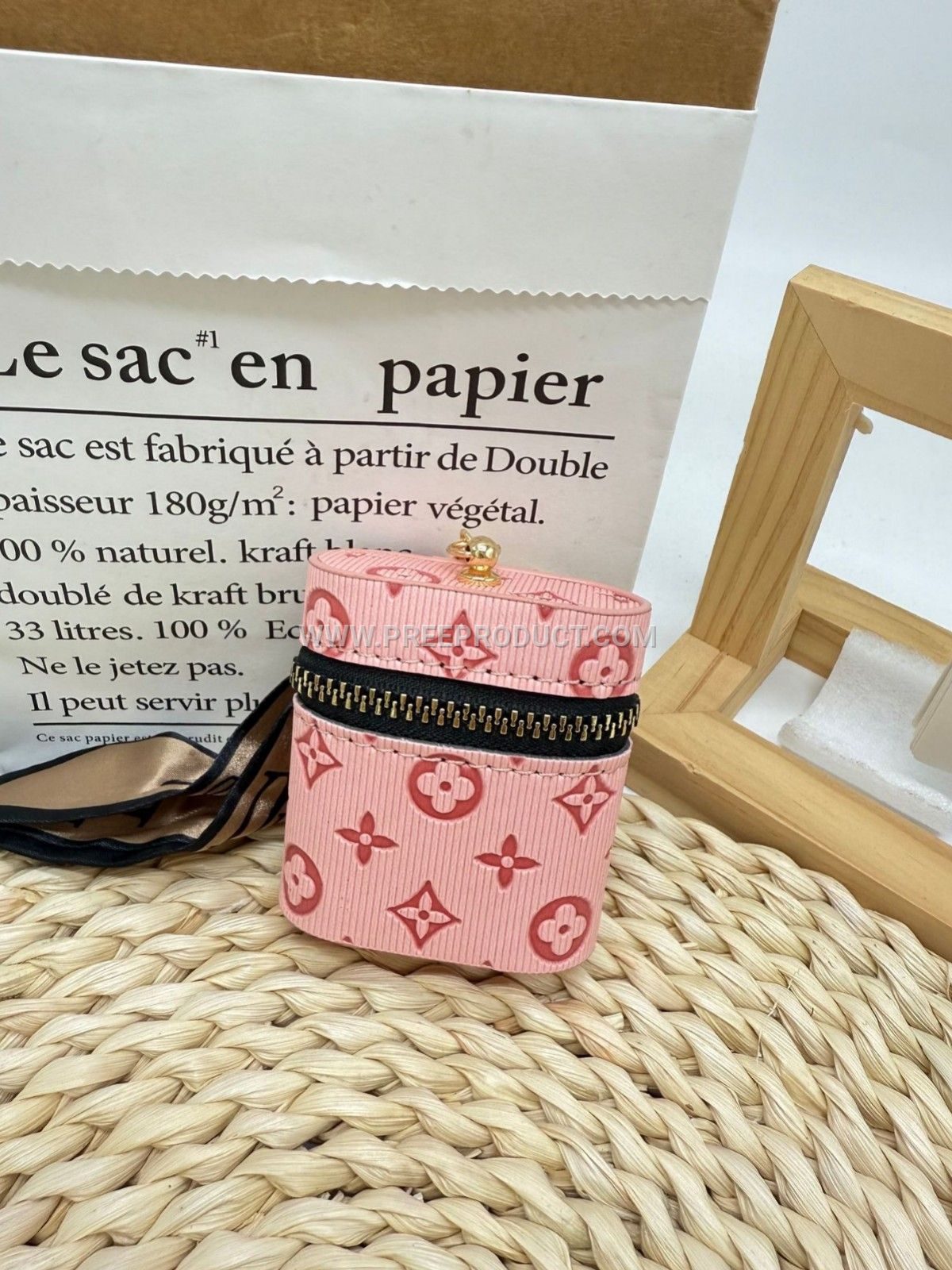 Fresh Sweet PU Mini Keychain Wallet with Pocket